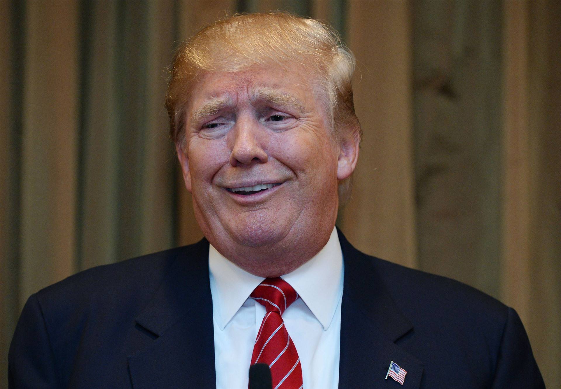 黄金突发走“下坡路”