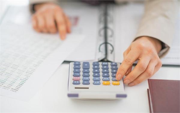 避险货币与商品货币:金融市场的双面镜像