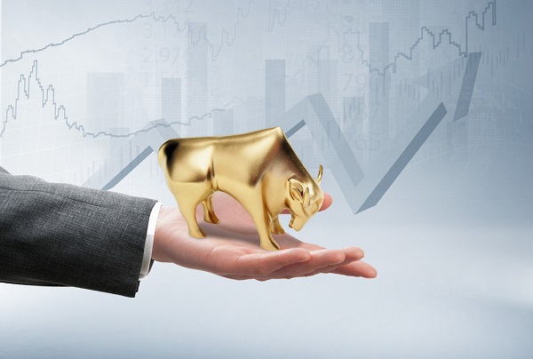 美国银行因疲软数据及美联储风险下调美国利率预期