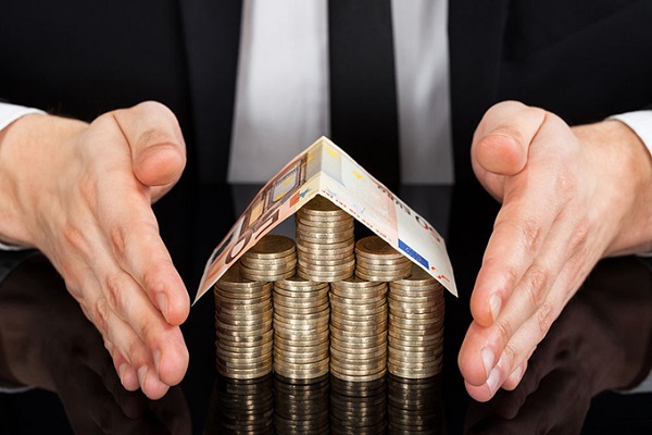 去美元化的关键原因是什么